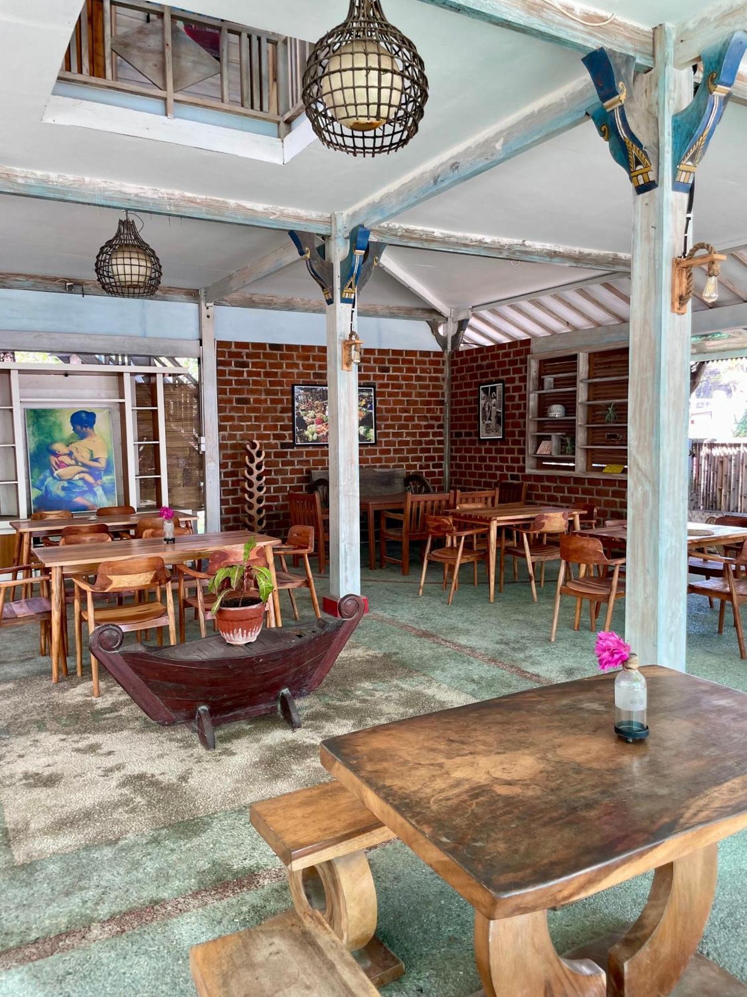The Exile Sunsetpoint Hotel Gili Trawangan Exterior foto